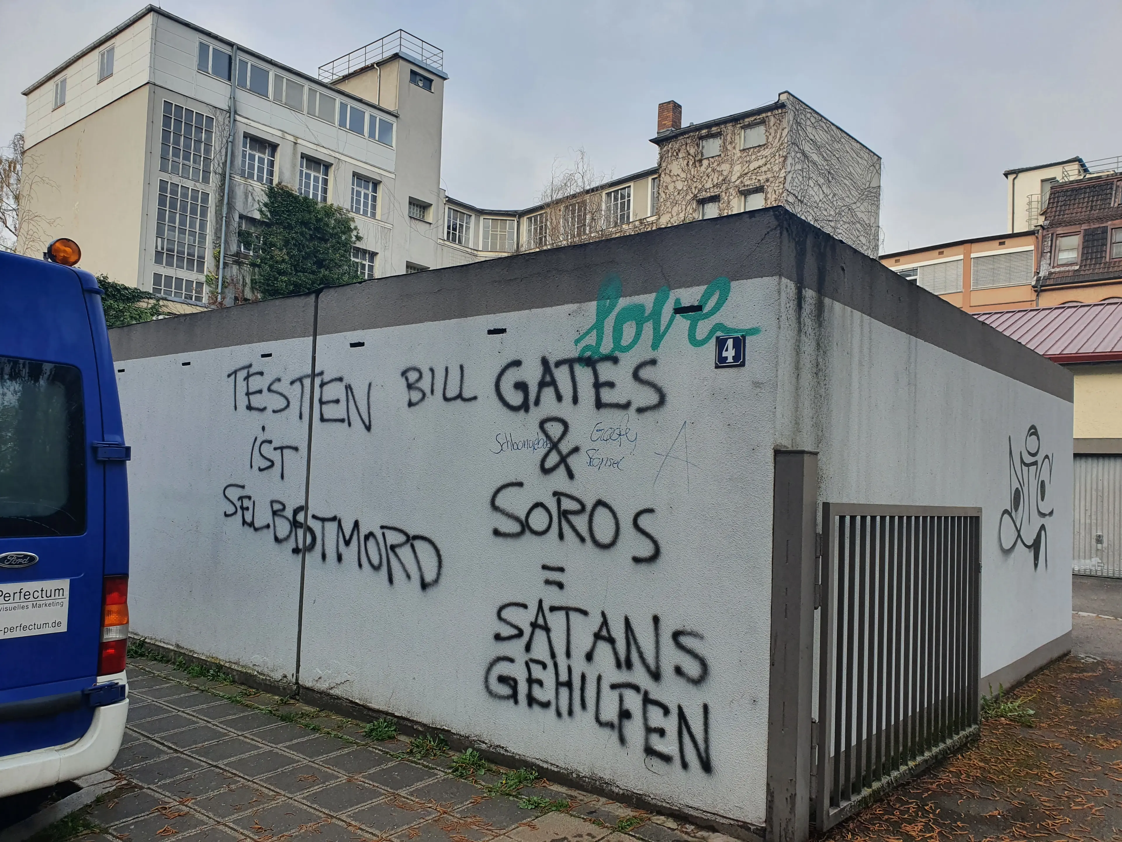 Der Jude George Soros als Super- sündenbock: Antisemitische Schmiererei in Nürnberg.